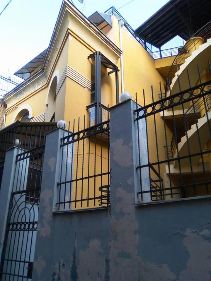 Da-Ma Apartments 第比利斯 外观 照片
